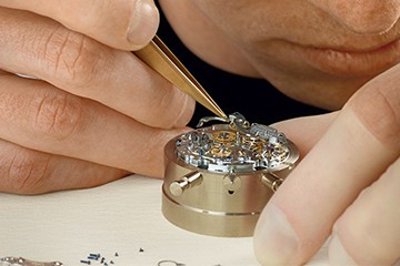 合肥劳力士手表机芯洗油费用